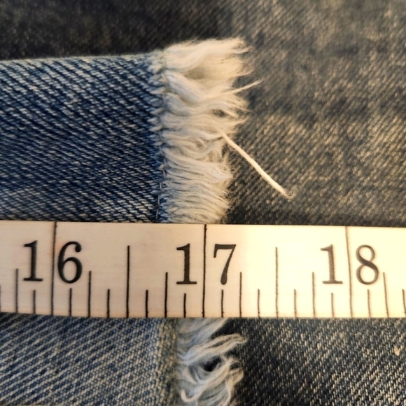 ZARA DENIM HIGH WAISTED FLORAL EMBROIDERED DISTRESSED CUT OFF MINI SKIRT SIZE XS - Picture 10 of 10